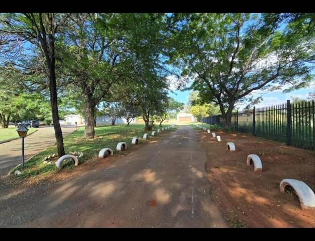 FARM FOR SALE IN PENDALE